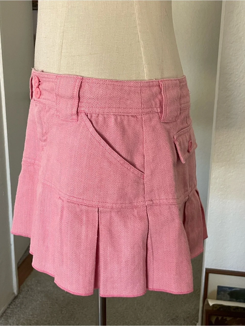 Y2K Aeropostale Y2K Barbie Pleated Mini Skirt